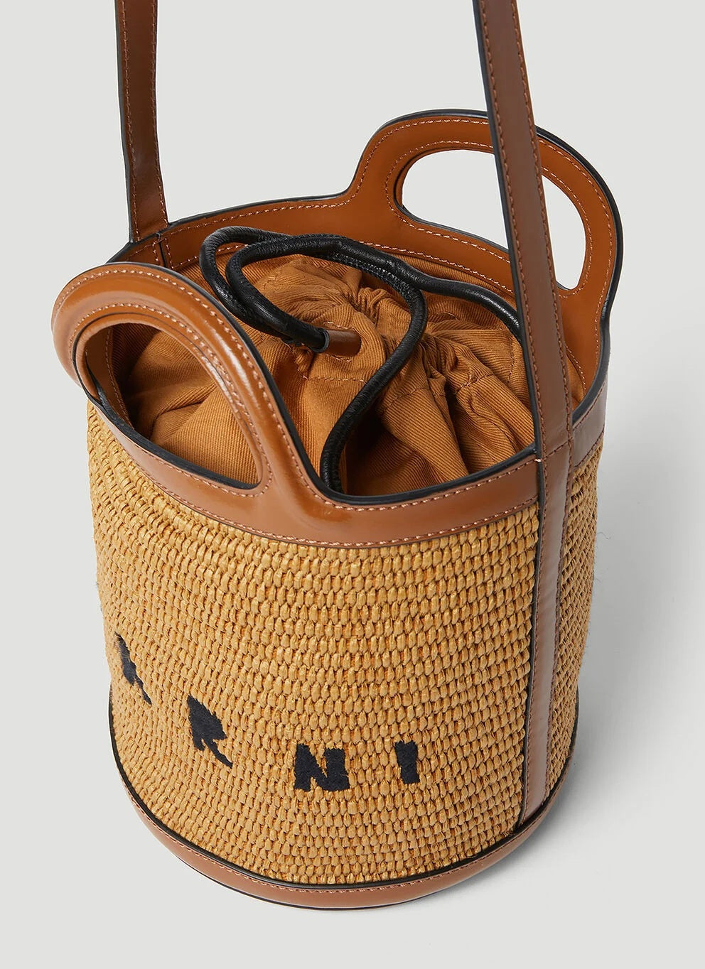【お取り寄せ】『MARNI』マルニ TROPICALIA ロゴ バスケット バッグ ID: P10110MA